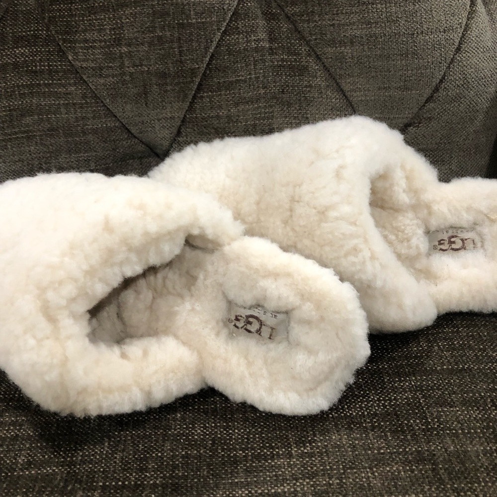 Ugg, Size 6 - image 2